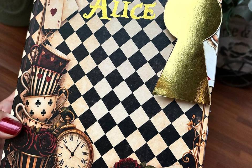 Convite Alice no País das mara