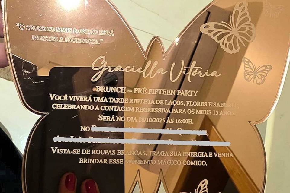 Convite de 15 anos em acrílico