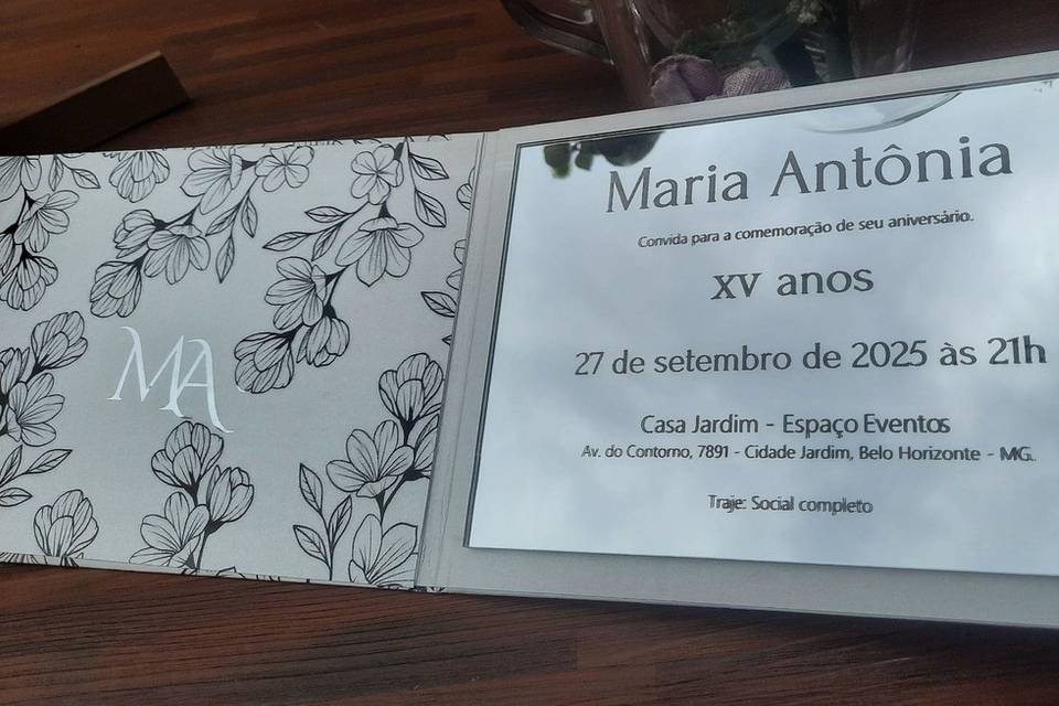 Convite de 15 anos capa dura