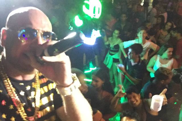 Donrusso vai agitar sua festa!