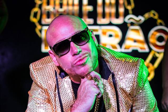 Donrusso vai agitar sua festa!