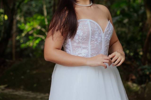 Vestido decote coração