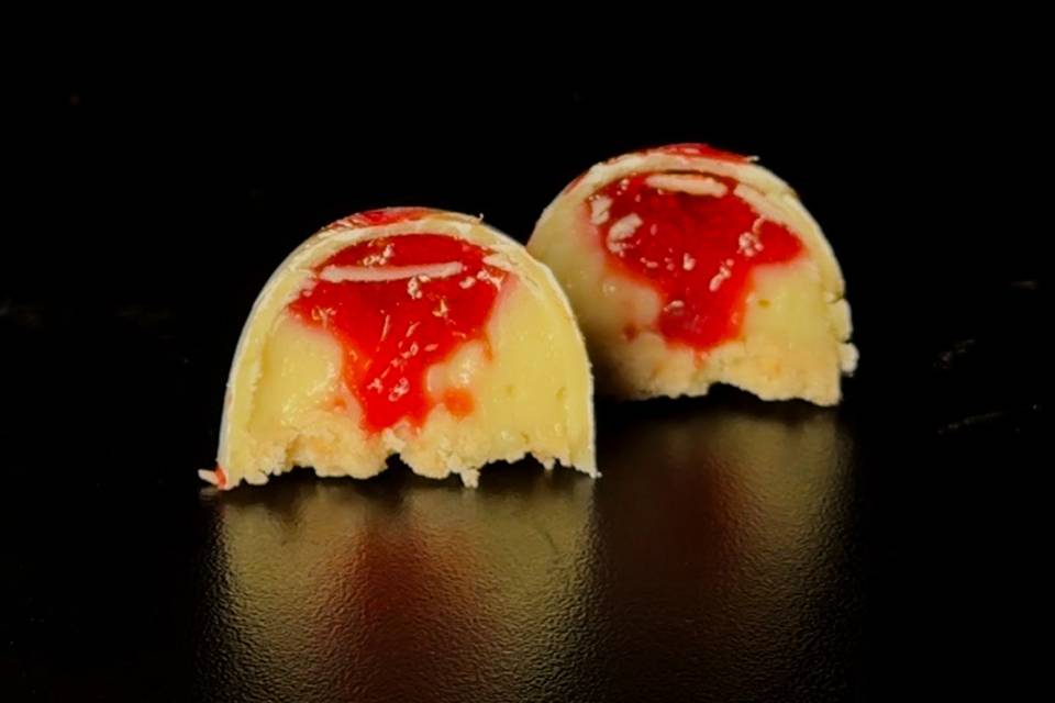 Bombom cheesecake de morango