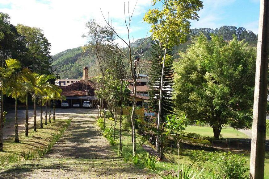 Vista do chalé par o restauran