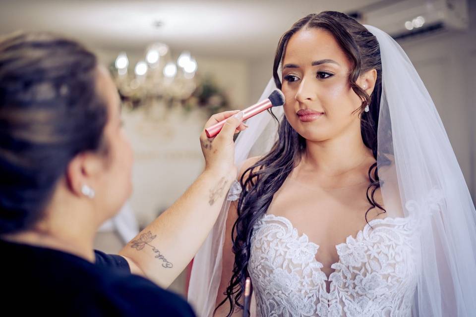 Stephany Coutrim Makeup