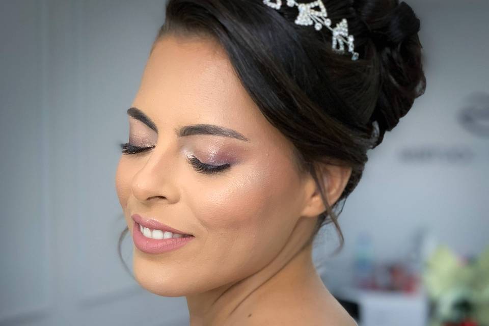 Stephany Coutrim Makeup