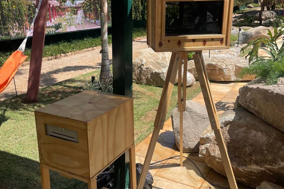 Totem retrô chácara 5 irmãos