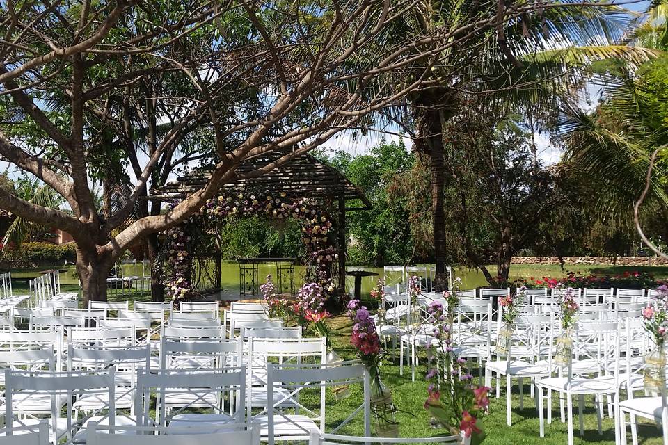 Casamento no jardim do sítio