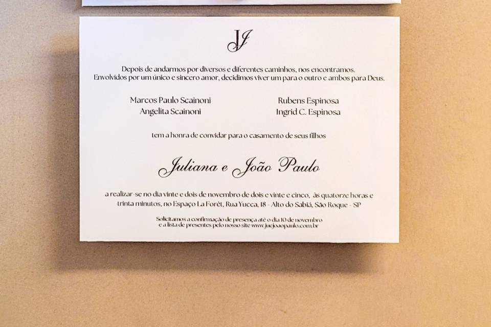 Convite e envelope moldura