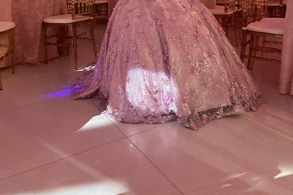 Debutante