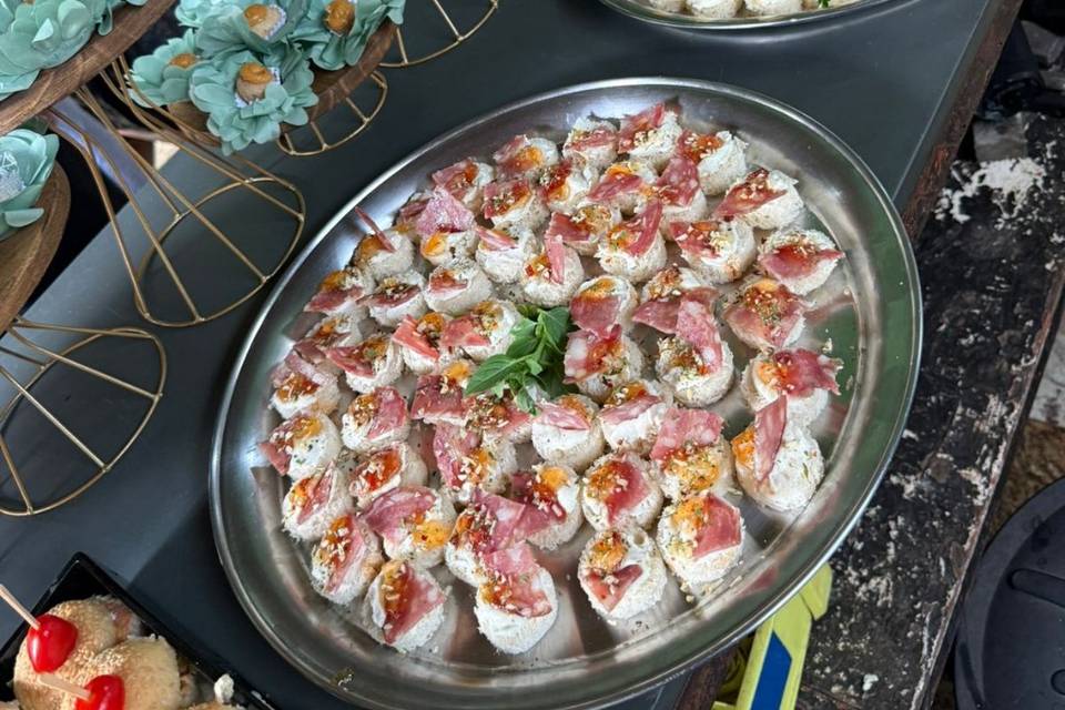 Canapés variados