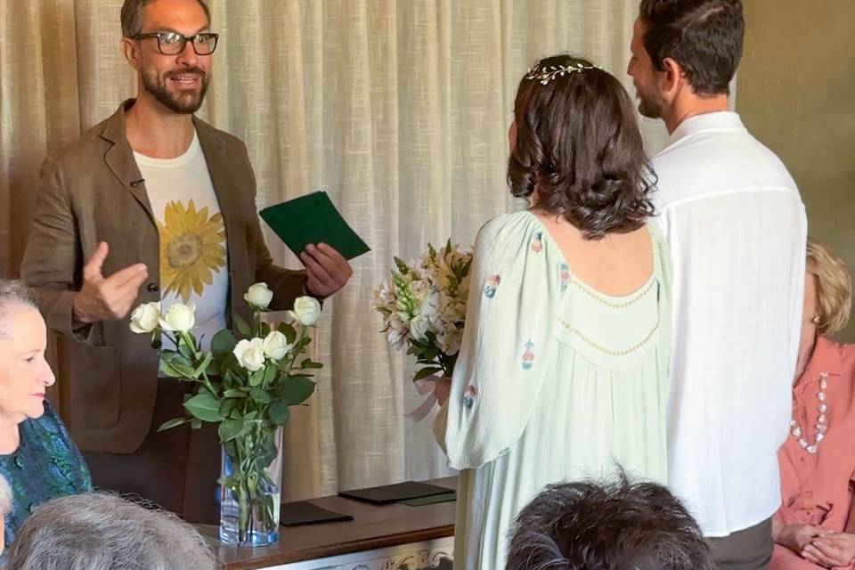 Micro wedding
