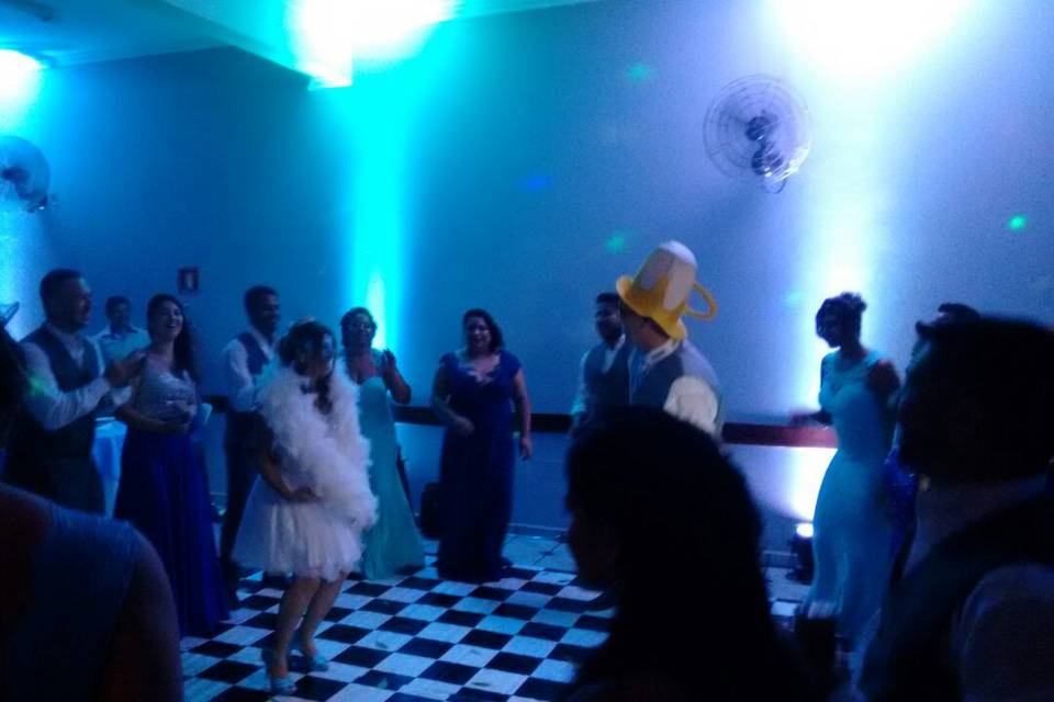 Pacote DJ/Iluminação/som