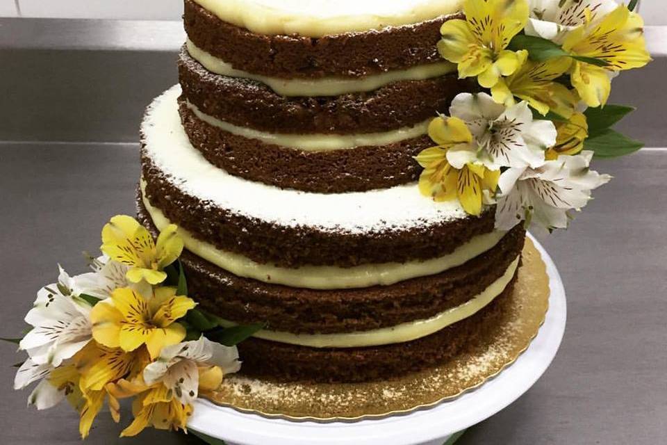 Naked cake