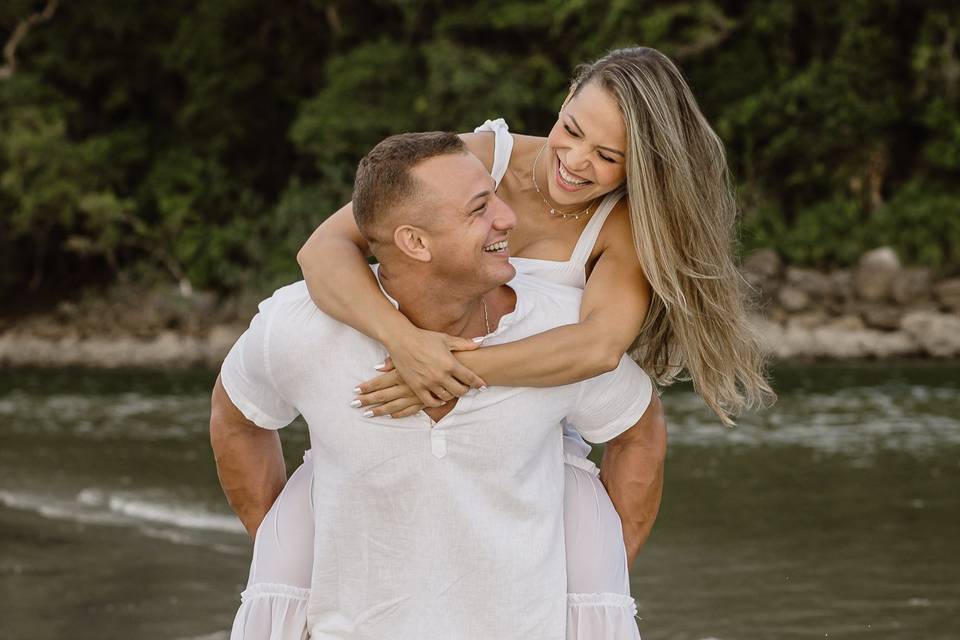 Ensaio pré wedding na praia