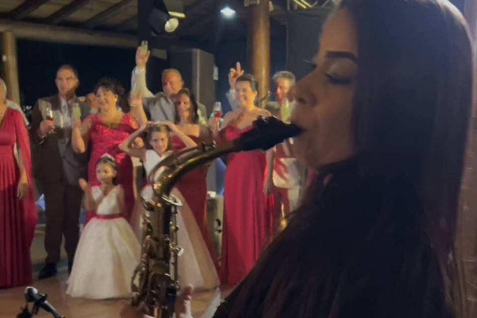 Recepção dos noivos saxofone
