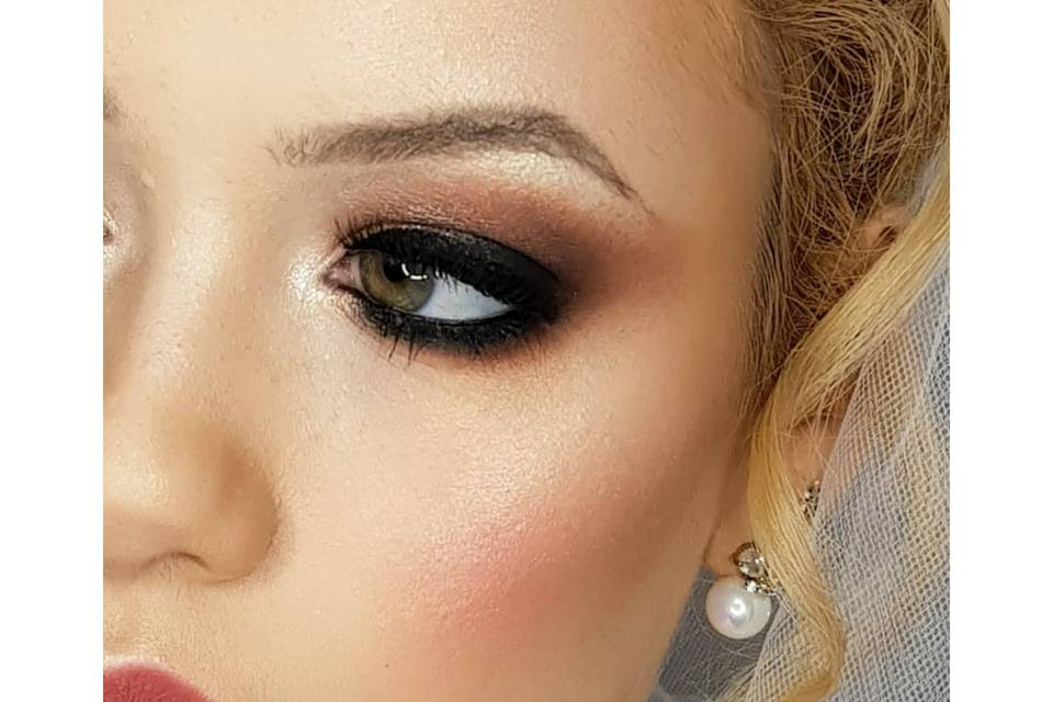 Make Olhos Marcados