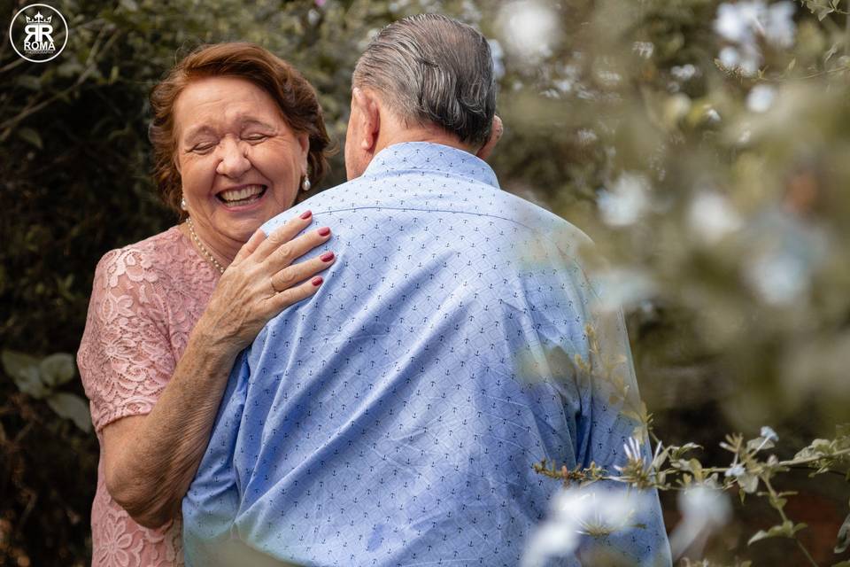 O amor nos faz feliz