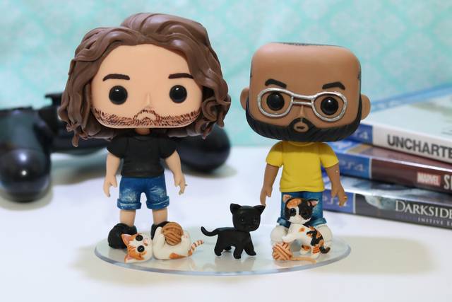 Gle pop casal com pets