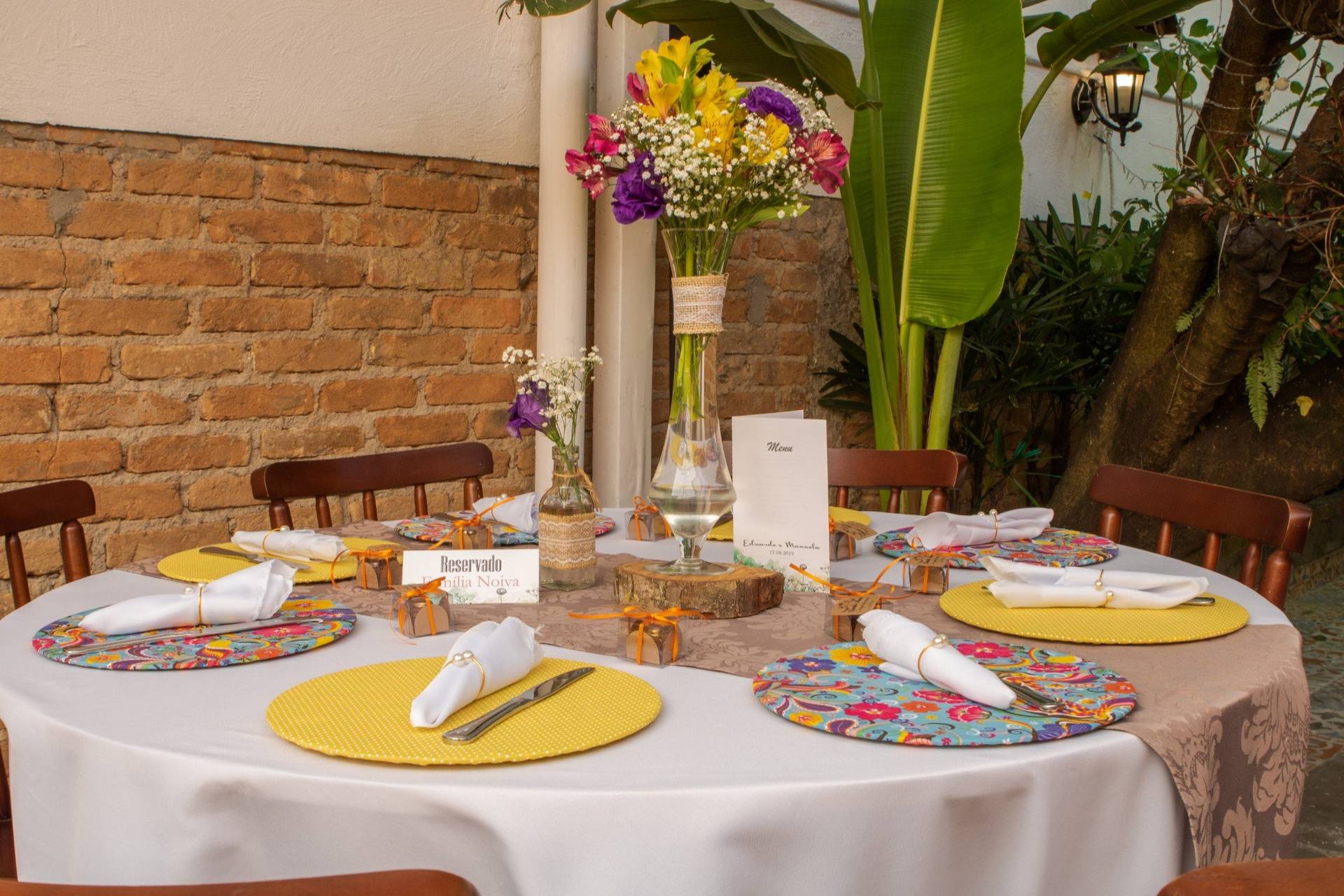 Quinthal Presença - Buffet e Espaço - Consulte disponibilidade e preços