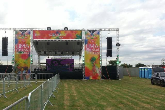 Palco com Som e Luz