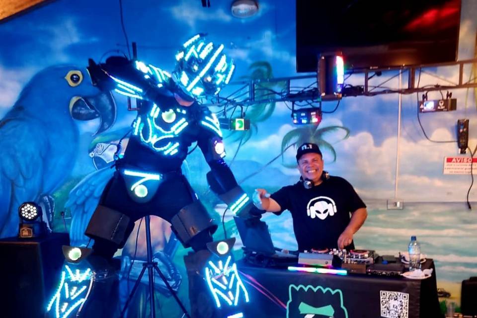 Robo led na sua festa