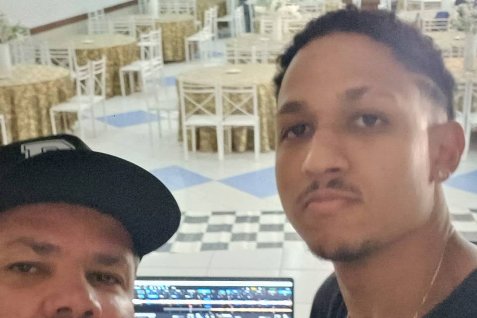 Djs