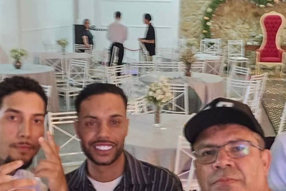Dj e MCS