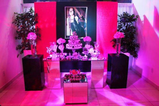 Preto e rosa pink