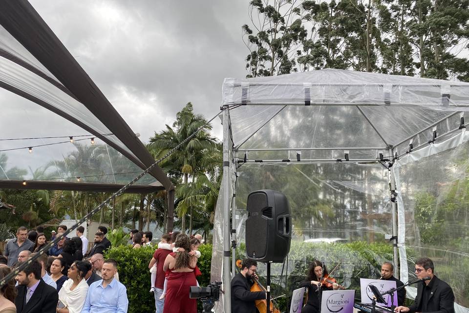 Casamento em dia de chuva