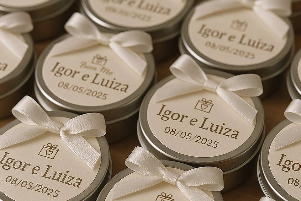 Velas em latinhas