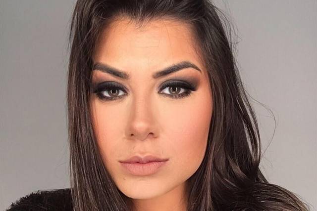 Mariana Melo Makeup
