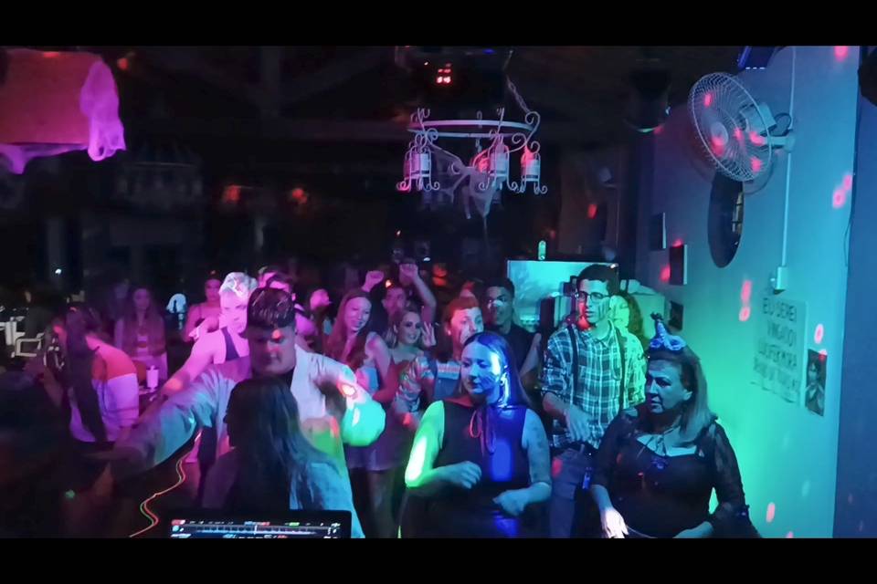 Dj