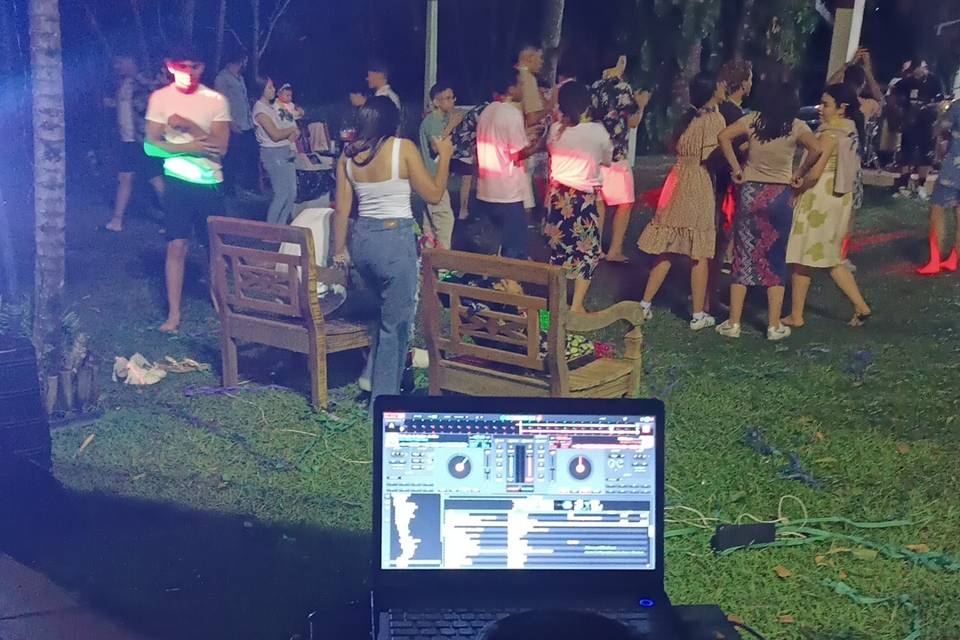Dj