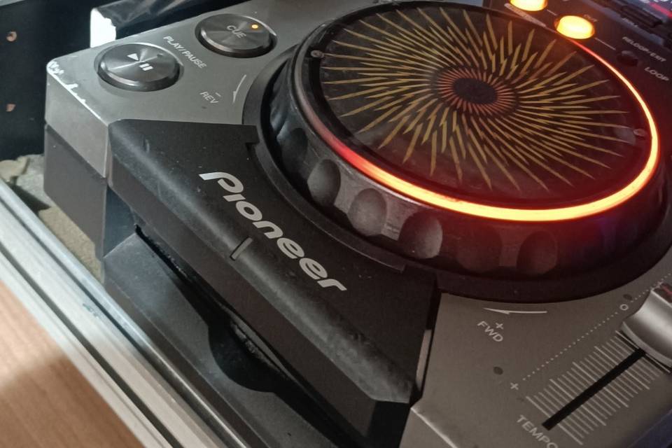 Dj