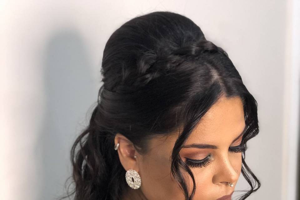 Maquiagem e penteado