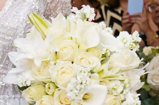 Com Mix de flores!