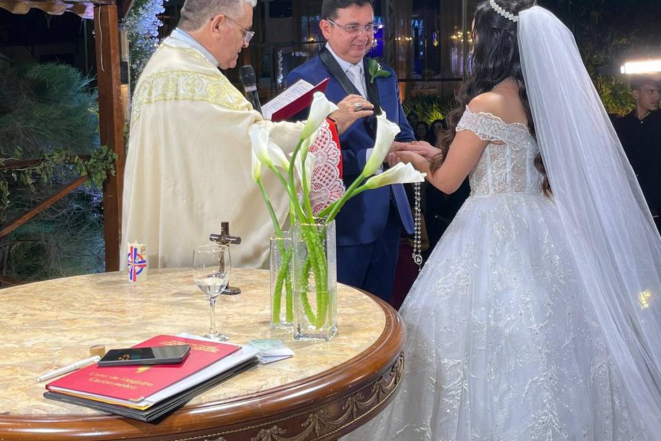 CASAMENTO VALECIO E ALUMAISA