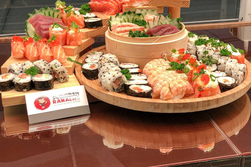 Buffet de comida japonesa