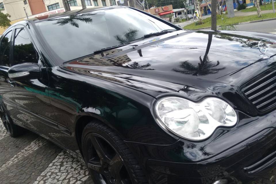 Locação carro de luxo