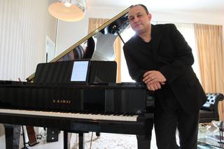 Pianista Lincoln Soares