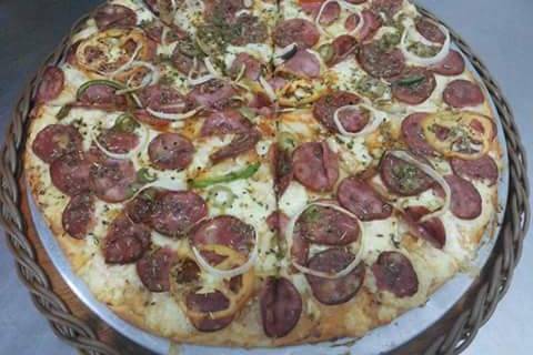 Pizza Calabresa