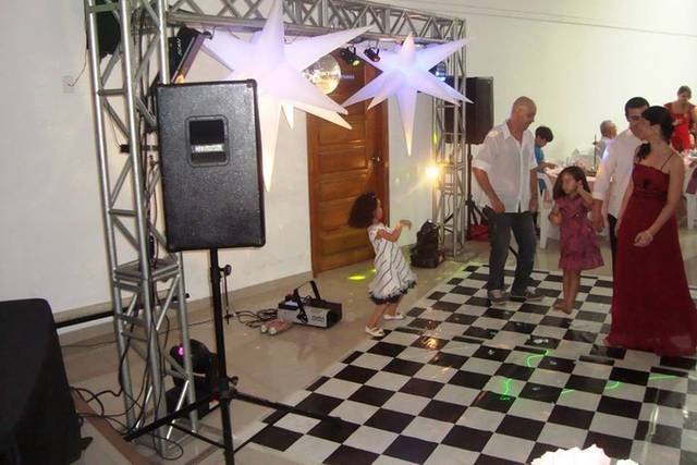 Luzes e pista de dança