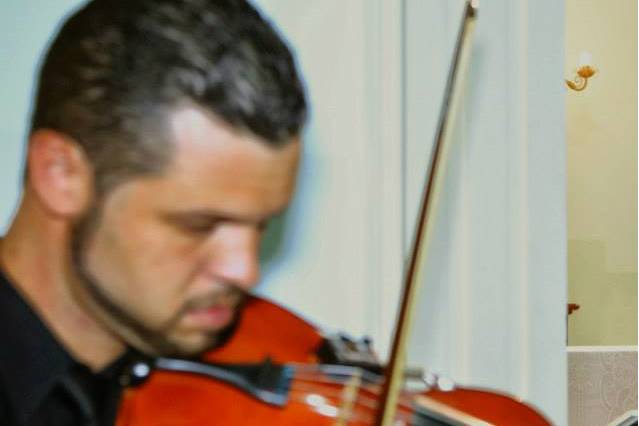 Violinista Samuel Dias