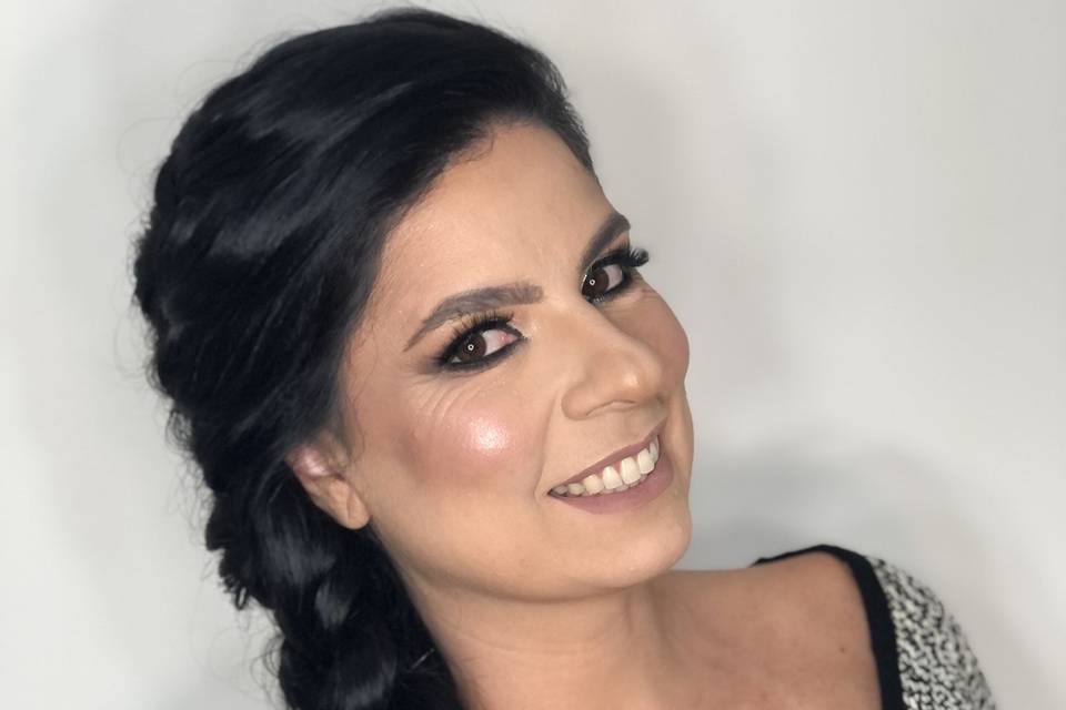 Nilo Star Hair & Makeup