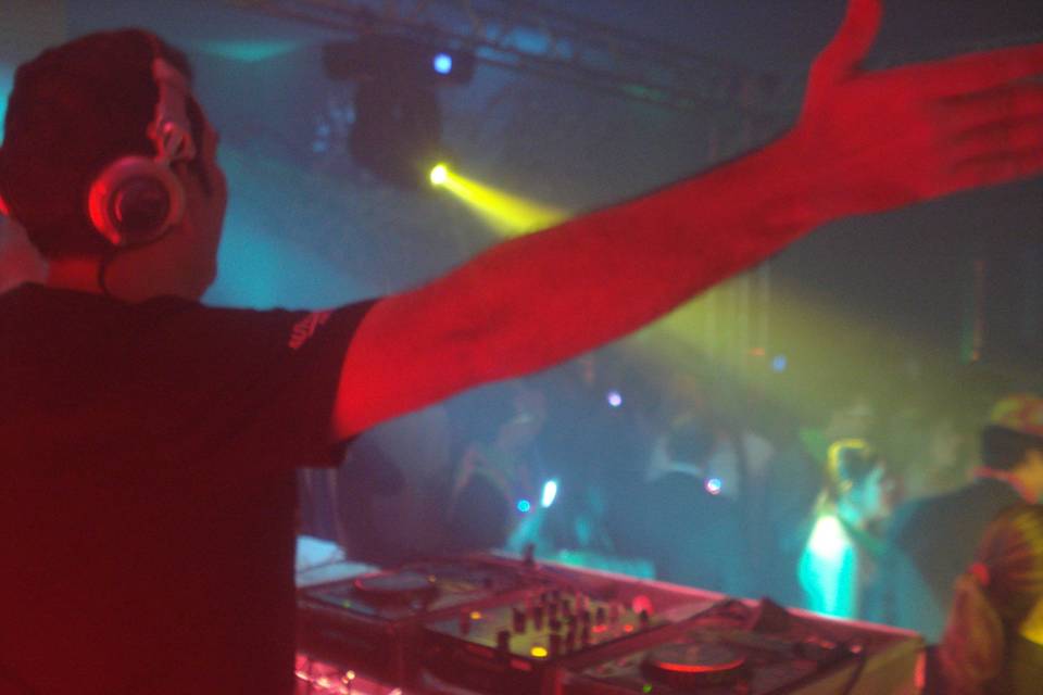DJ Bradok