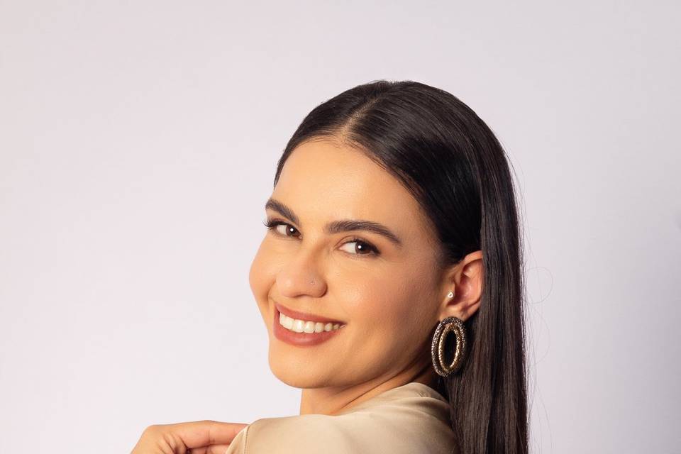 Maquiadora Dayane Zani