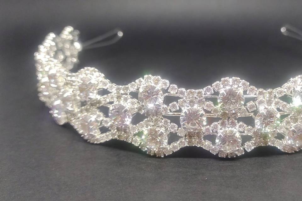 Tiara de zircônia