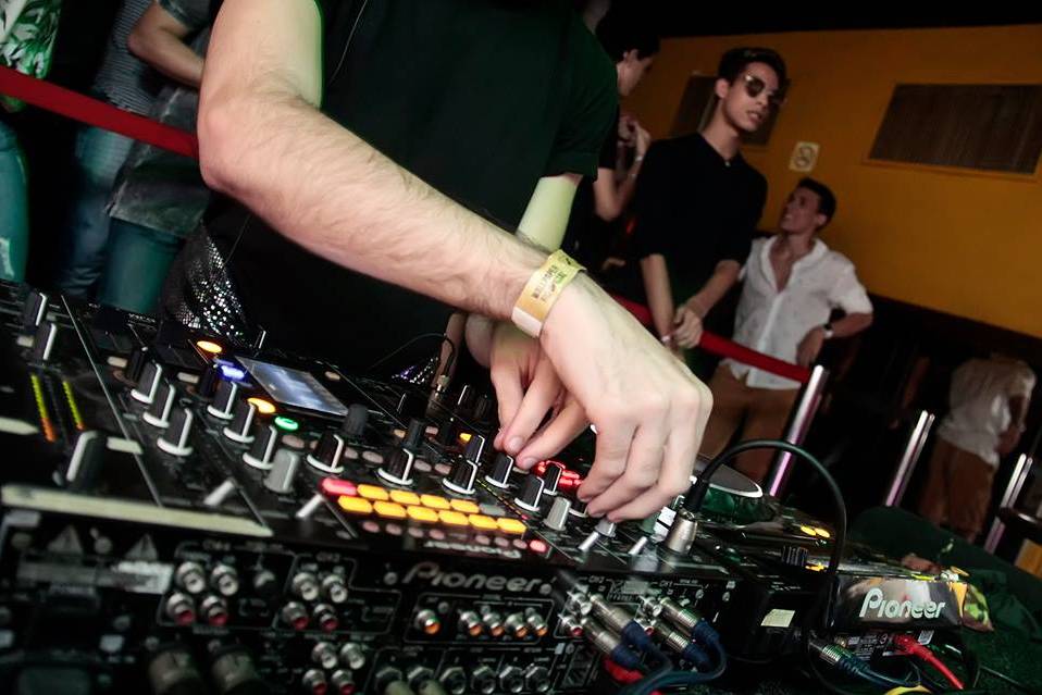DJ Gui Serrano