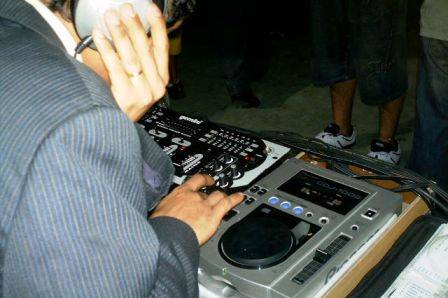 DJ e Equipamento de Som